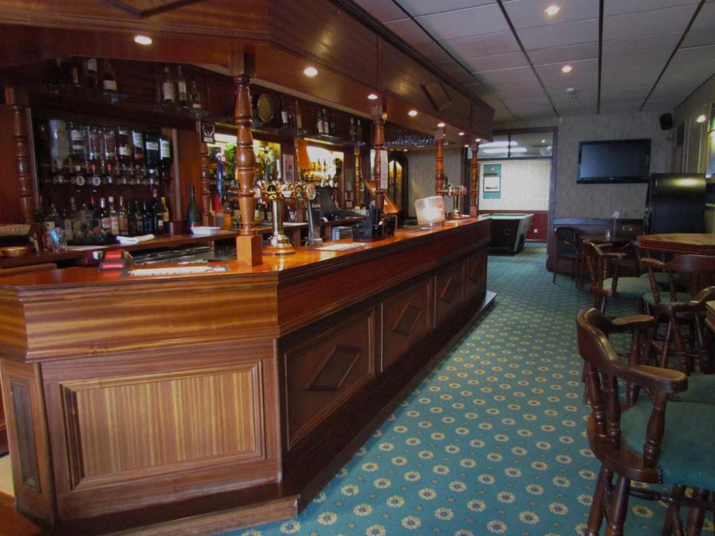 Windsor Hotel ネアン エクステリア 写真