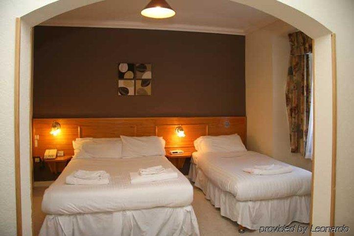 Windsor Hotel ネアン エクステリア 写真